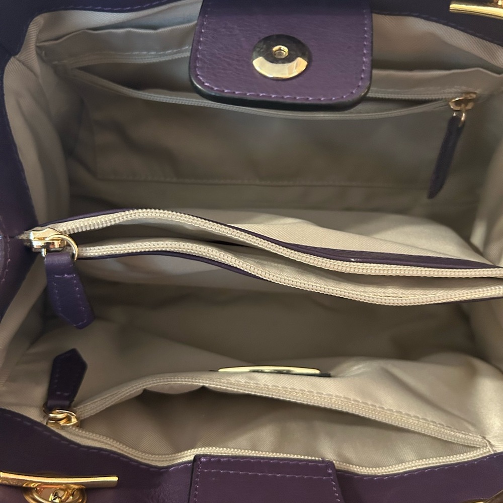 Valentino Purse - Picture 2 of 8